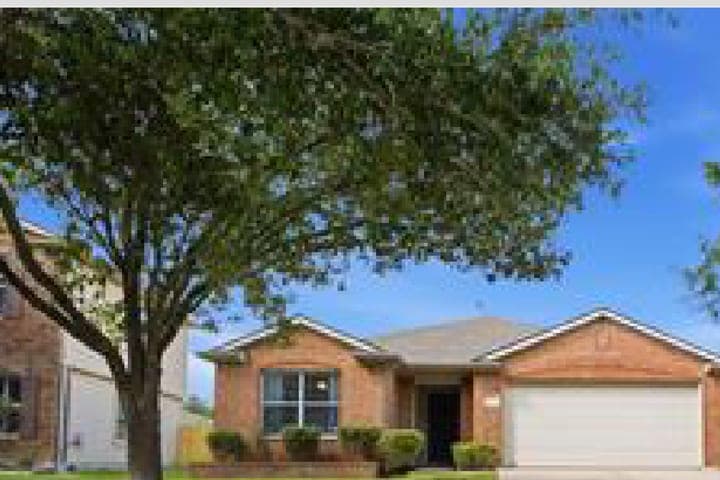 Single-family home in Hometown Kyle, Kyle, sold by The Allan Home Group